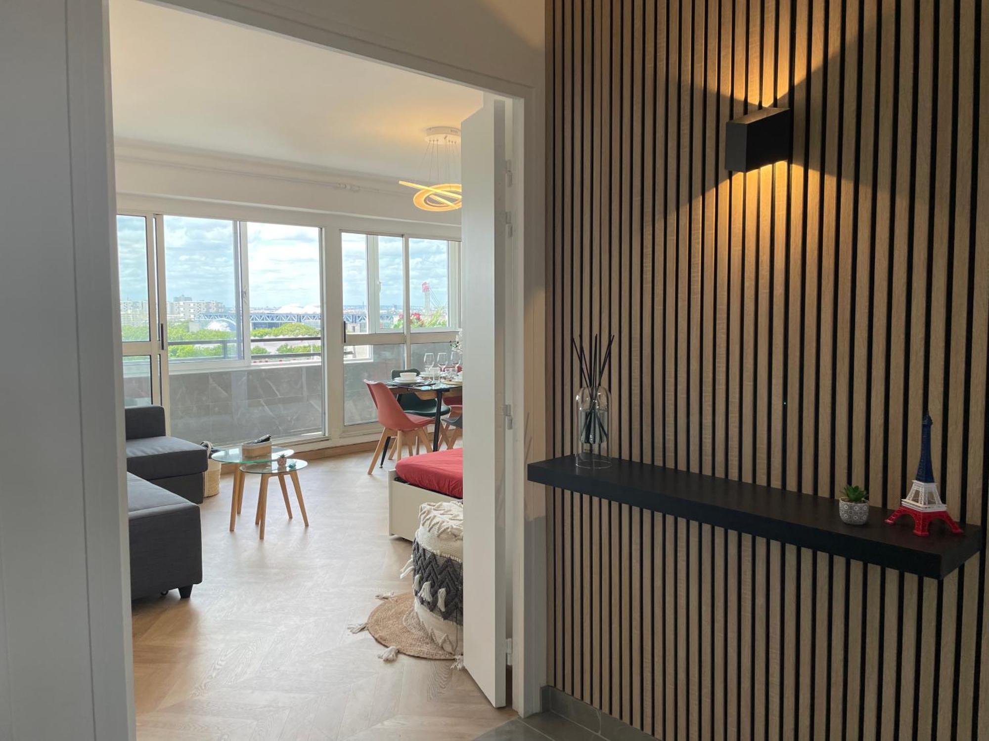 Paris Pantin Magnifique Appartement 4 Pieces De 108M2 Avec 2 Parking Interieur - Tres Cosy Pour 1 A 12 Personnes - Entierement Refait A Neuf Entire Apartment Luxurious And Warm - Pantin Paris 19 Eme Free Wifi Gratuit Екстериор снимка