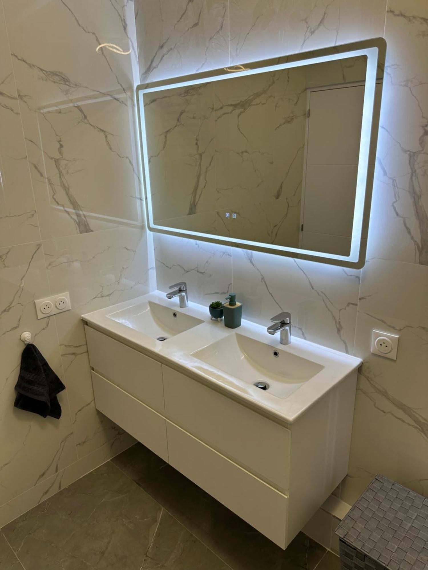 Paris Pantin Magnifique Appartement 4 Pieces De 108M2 Avec 2 Parking Interieur - Tres Cosy Pour 1 A 12 Personnes - Entierement Refait A Neuf Entire Apartment Luxurious And Warm - Pantin Paris 19 Eme Free Wifi Gratuit Екстериор снимка