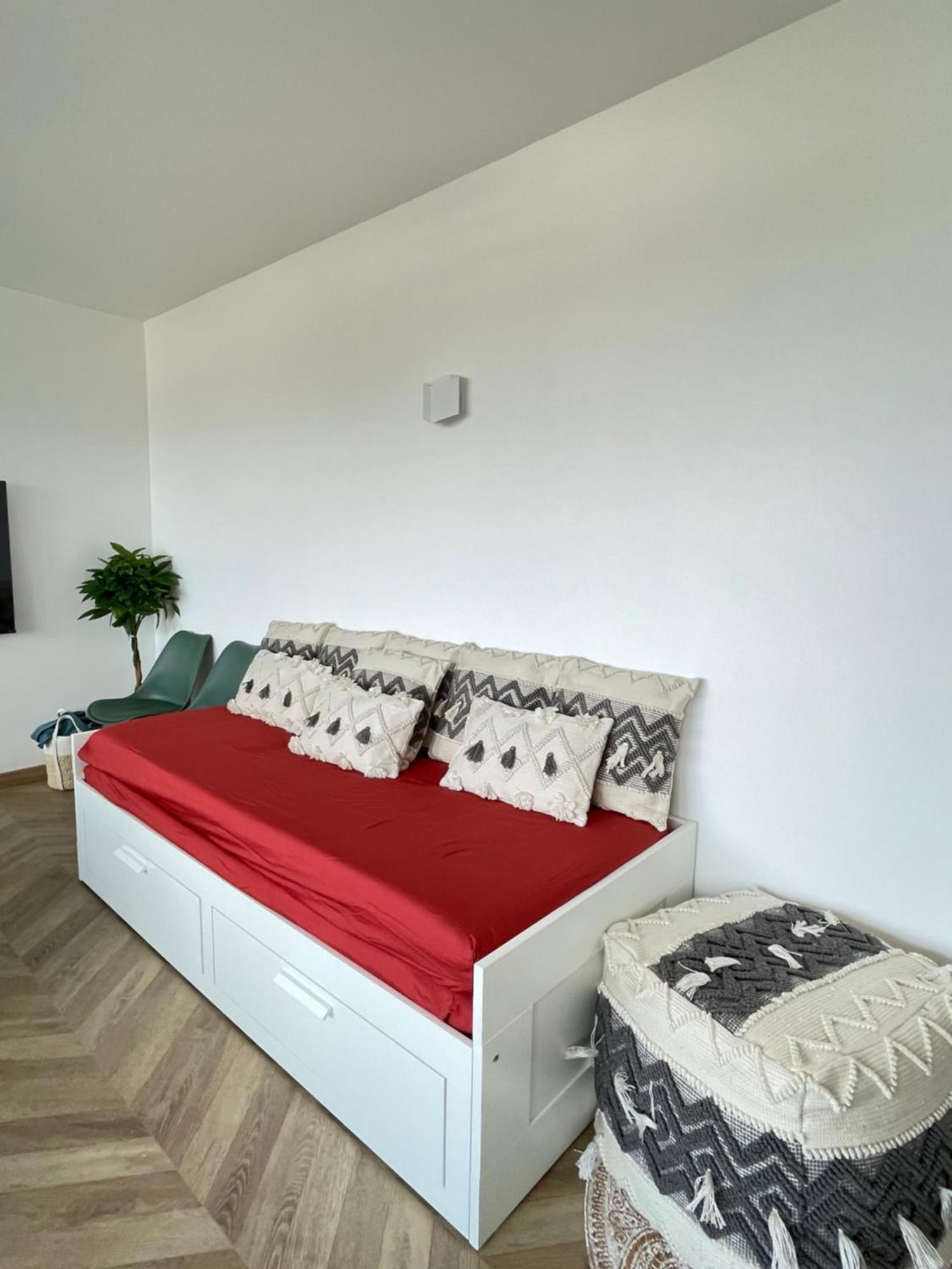Paris Pantin Magnifique Appartement 4 Pieces De 108M2 Avec 2 Parking Interieur - Tres Cosy Pour 1 A 12 Personnes - Entierement Refait A Neuf Entire Apartment Luxurious And Warm - Pantin Paris 19 Eme Free Wifi Gratuit Екстериор снимка