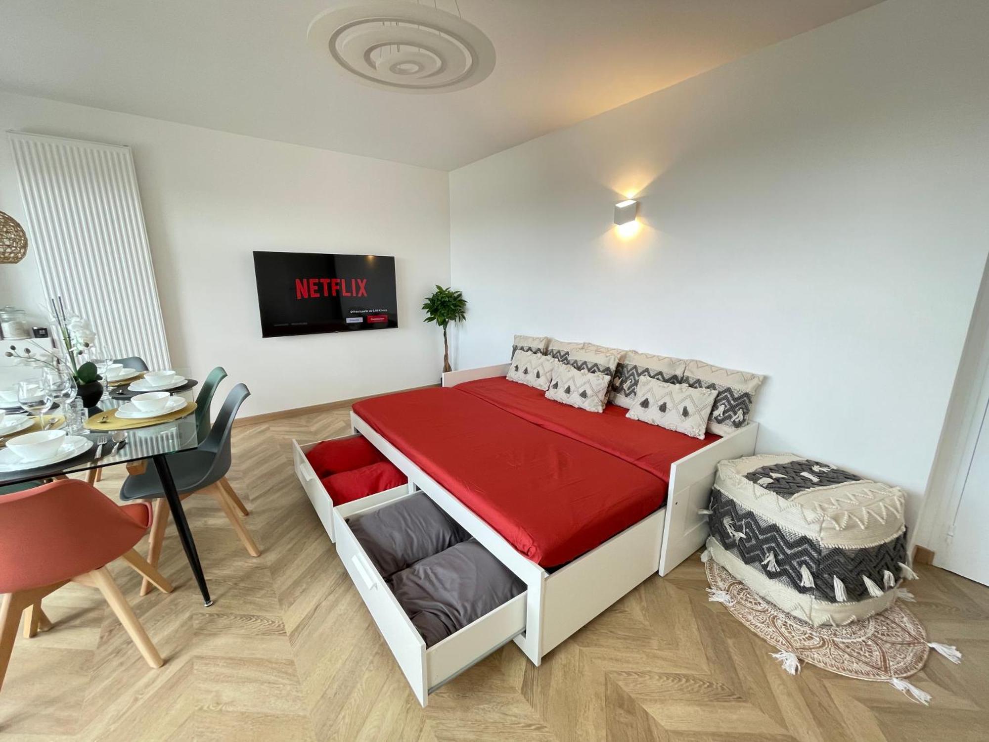Paris Pantin Magnifique Appartement 4 Pieces De 108M2 Avec 2 Parking Interieur - Tres Cosy Pour 1 A 12 Personnes - Entierement Refait A Neuf Entire Apartment Luxurious And Warm - Pantin Paris 19 Eme Free Wifi Gratuit Екстериор снимка
