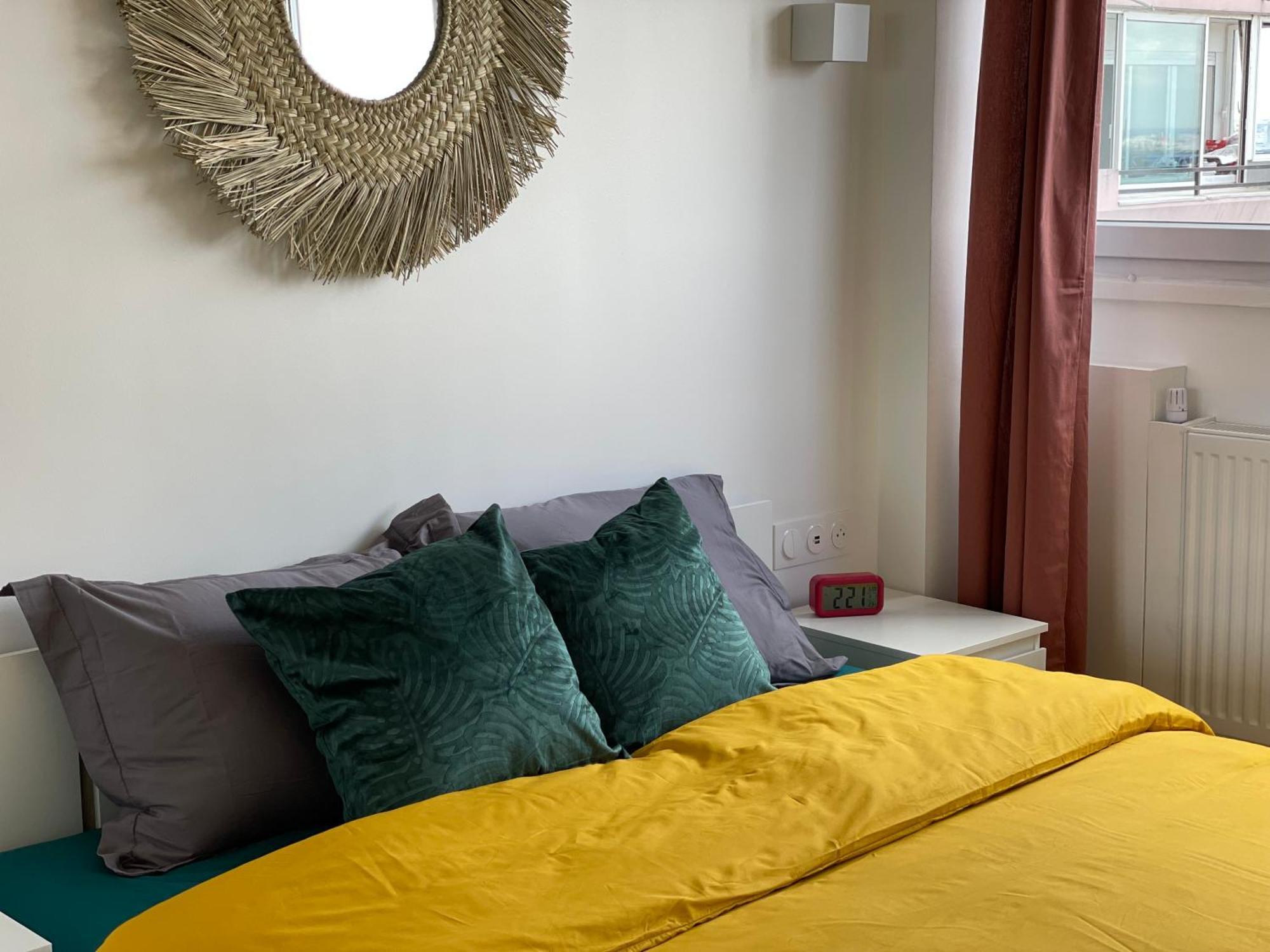 Paris Pantin Magnifique Appartement 4 Pieces De 108M2 Avec 2 Parking Interieur - Tres Cosy Pour 1 A 12 Personnes - Entierement Refait A Neuf Entire Apartment Luxurious And Warm - Pantin Paris 19 Eme Free Wifi Gratuit Екстериор снимка