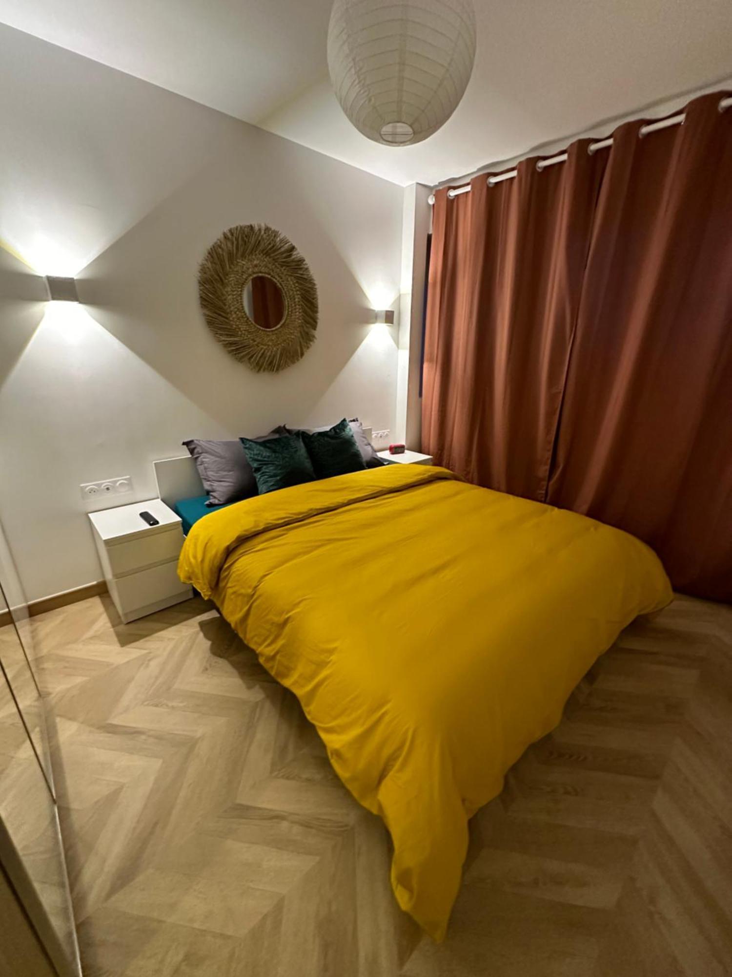 Paris Pantin Magnifique Appartement 4 Pieces De 108M2 Avec 2 Parking Interieur - Tres Cosy Pour 1 A 12 Personnes - Entierement Refait A Neuf Entire Apartment Luxurious And Warm - Pantin Paris 19 Eme Free Wifi Gratuit Екстериор снимка